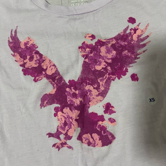 NWT American Eagle Outfitters Women's Graphic Short Sleeve T-Shirt in Lavender - Picture 4 of 6